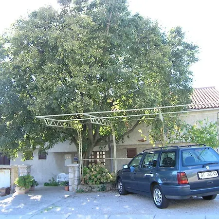 Dagmar Apartment