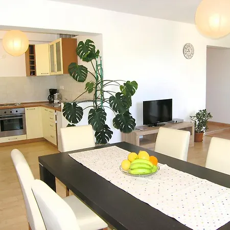 Dagmar Apartman Krk Town